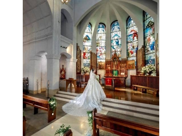 和歌山での結婚式・披露宴は【ラヴィーナ和歌山】で