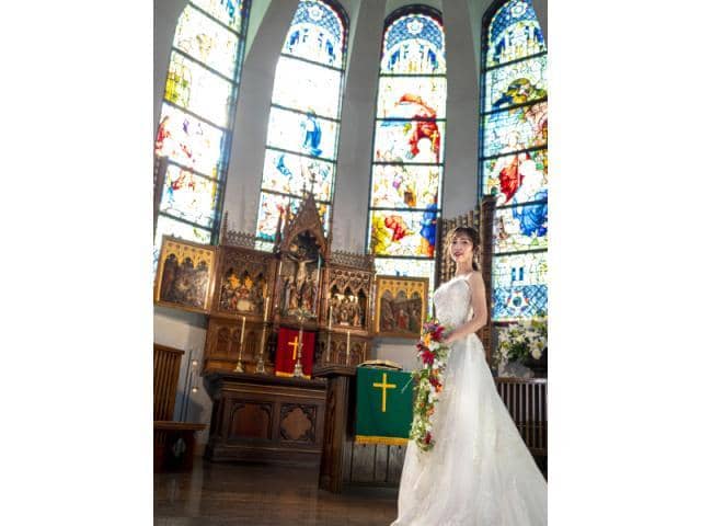 和歌山での結婚式・披露宴は【ラヴィーナ和歌山】で