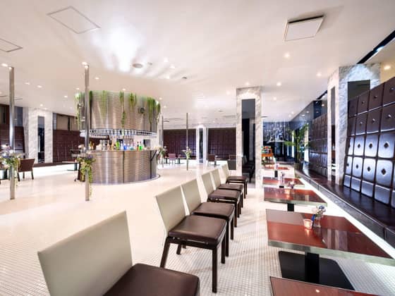 和歌山での結婚式・披露宴は【ラヴィーナ和歌山】で