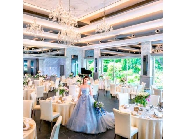 和歌山での結婚式・披露宴は【ラヴィーナ和歌山】で