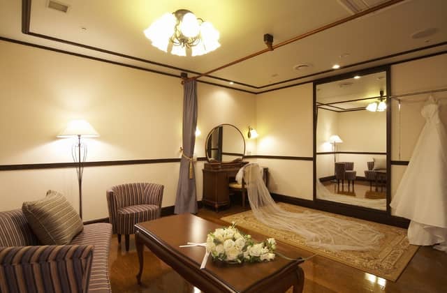 【公式】ホテル熊本テルサ｜安い・持ち込み料無料の結婚式場「ナシ婚はなしよ」♪