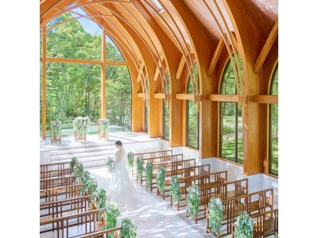 福岡市博多区の結婚式場・ウェディング｜ララシャンス博多の森