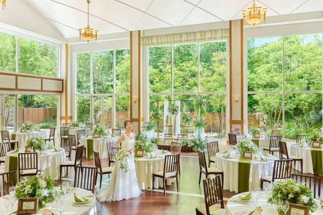 福岡市博多区の結婚式場・ウェディング｜ララシャンス博多の森