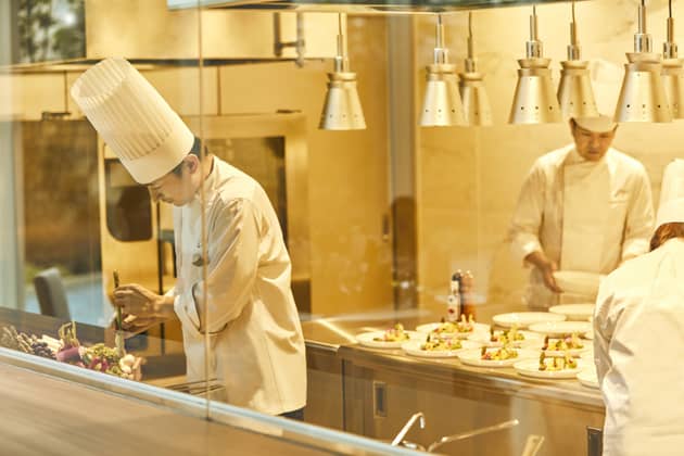  福岡市博多区の結婚式場・ウェディング｜ララシャンス博多の森