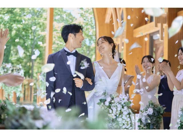 福岡市博多区の結婚式場・ウェディング|ララシャンス博多の森