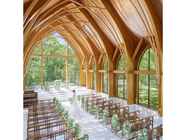  福岡市博多区の結婚式場・ウェディング｜ララシャンス博多の森