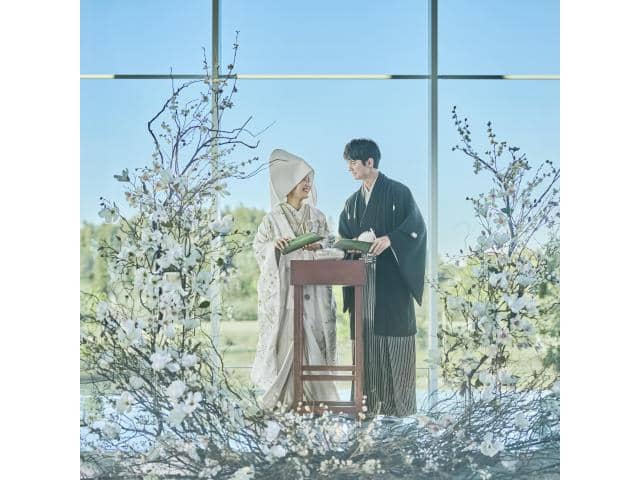  福岡市博多区の結婚式場・ウェディング｜ララシャンス博多の森