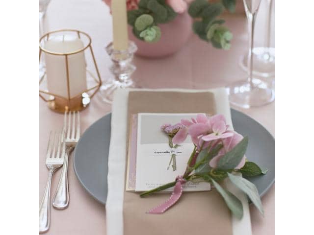 福岡市博多区の結婚式場・ウェディング|ララシャンス博多の森