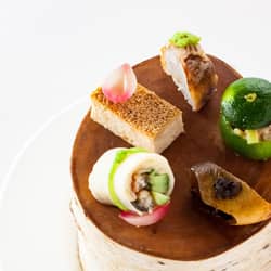 弘前パークホテル｜青森の結婚式場【ウェディングサイト】 ハレの日のコース料理は2種類