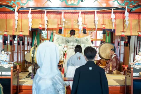【公式】冠稲荷神社　宮の森迎賓館ティアラグリーンパレス｜群馬 結婚式