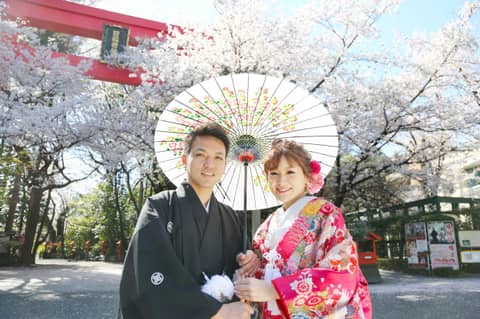 冠稲荷神社　宮の森迎賓館ティアラグリーンパレス