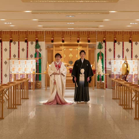 《～25年10月■和装フォト＆会食プラン》神殿やクラシカルな館内で撮影