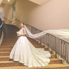 《平日限定フォトウエディング 洋装プラン》チャペルやガーデン、階段撮影