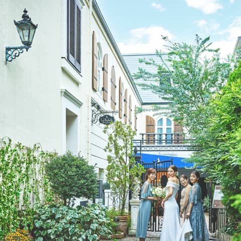 【26年3～6月】生花の香り広がる独立型教会＆一流レストラン美食