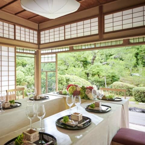 京都東山の結婚式場 【桜鶴苑（おうかくえん）】