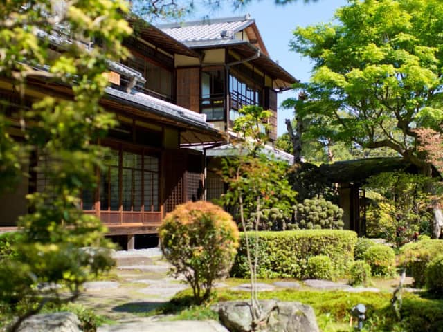 京都東山の結婚式場 【桜鶴苑(おうかくえん)】