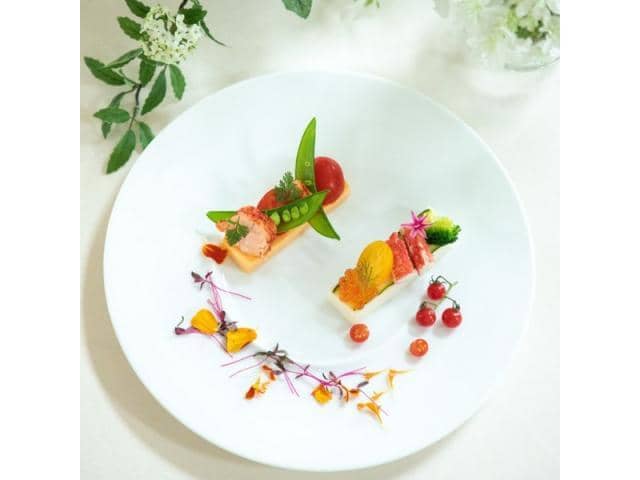 ピアザ ララ ルーチェ