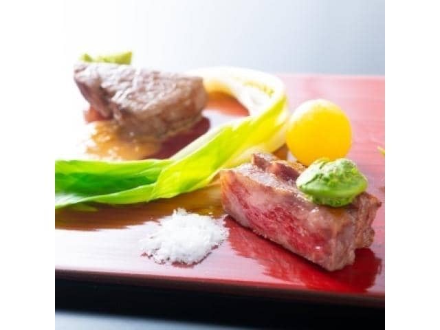 ピアザ ララ ルーチェ