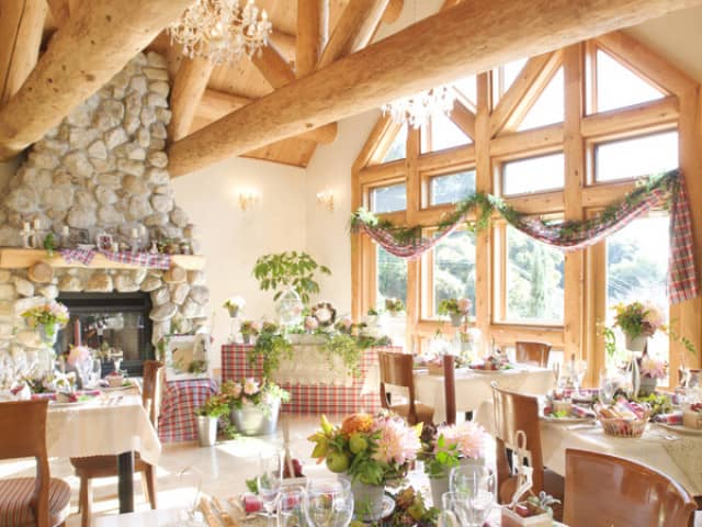 【公式】メープルヒル|山口県周南市のガーデンレストラン&ウエディング