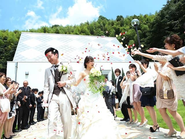 【公式】メープルヒル|山口県周南市のガーデンレストラン&ウエディング