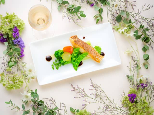 【公式】メープルヒル|山口県周南市のガーデンレストラン&ウエディング