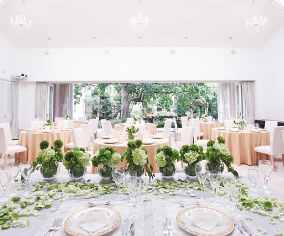 【公式】アンジュ・デ・ラヴィ｜大阪府の結婚式場