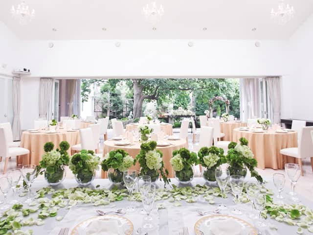 【公式】アンジュ・デ・ラヴィ|大阪府の結婚式場