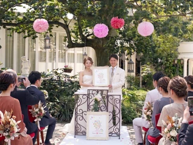 【公式】アンジュ・デ・ラヴィ|大阪府の結婚式場