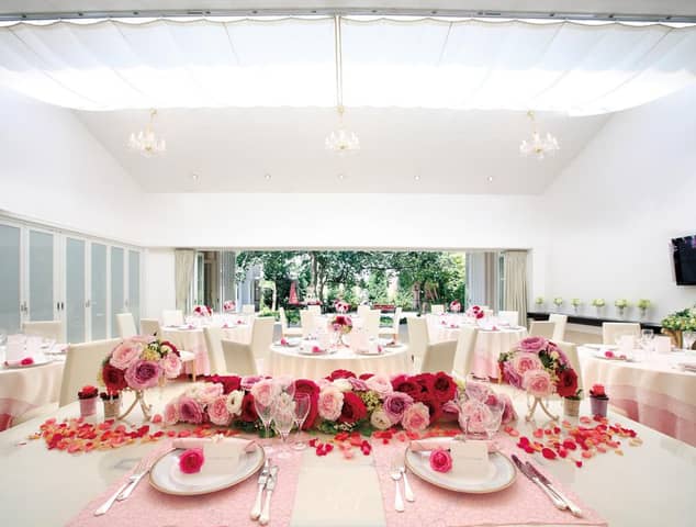 【公式】アンジュ・デ・ラヴィ｜大阪府の結婚式場
