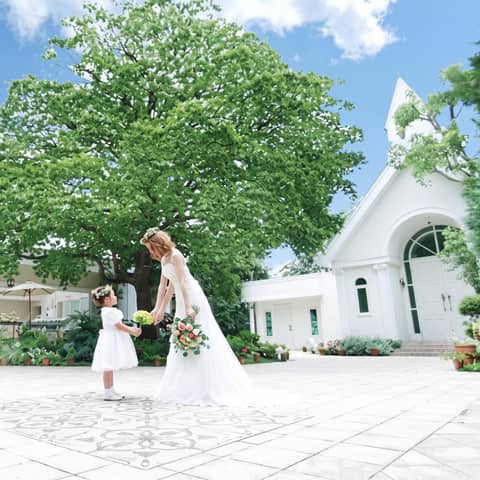 【公式】アンジュ・デ・ラヴィ｜大阪府の結婚式場