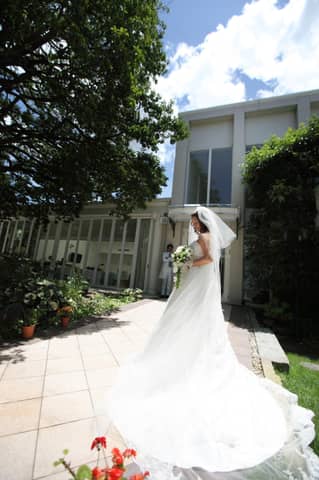 【公式】アンジュ・デ・ラヴィ｜大阪府の結婚式場