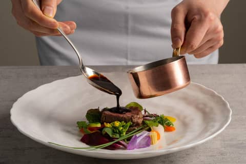 ＜挙式＆お食事会＞お食事会はリラックス私服で！