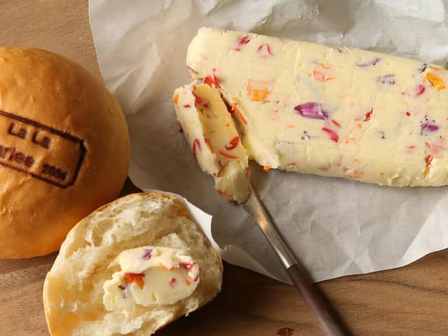 山口市の結婚式場・ララマリー