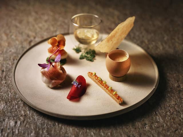 山口市の結婚式場・ララマリー