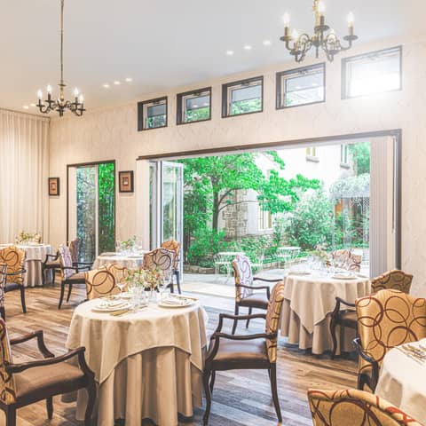  福山市のチャペル結婚式場 【南蔵王・聖ペトロ教会】