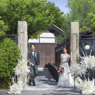  《公式》岐阜の結婚式場 ラ・ルーナ ピエーナ（本館・別邸） 閑静な観光地に現れる”和邸宅”は歴史感じるおもてなしでゲストをお出迎え