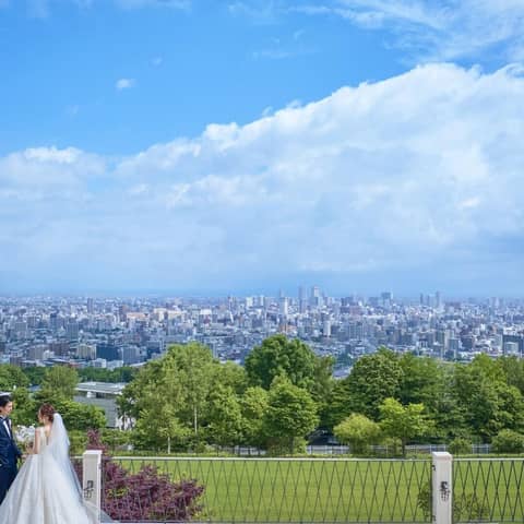 ローズガーデンクライスト教会　北海道札幌の結婚式場