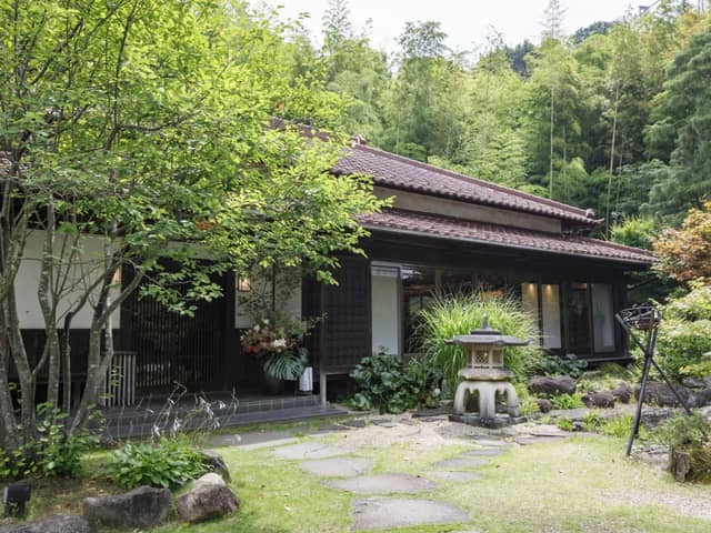 【公式】久右衛門邸|ブライダル|少人数結婚式|伝統の古民家レストランで特別な1日を