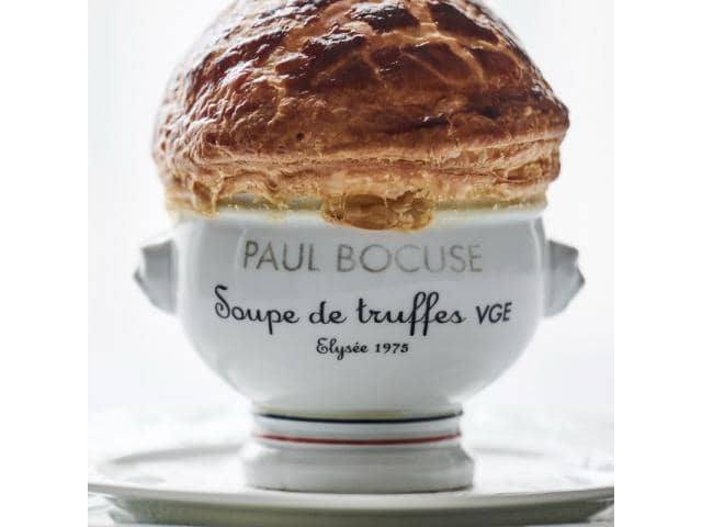 ジャルダン ポール・ボキューズ（しいのき迎賓館内）【ウエディングサイト】