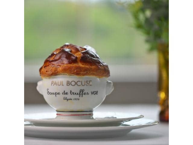 ジャルダン ポール・ボキューズ(しいのき迎賓館内)【ウエディングサイト】