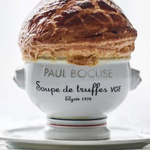 ジャルダン ポール・ボキューズ（しいのき迎賓館内）【ウエディングサイト】