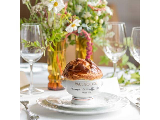 ジャルダン ポール・ボキューズ(しいのき迎賓館内)【ウエディングサイト】