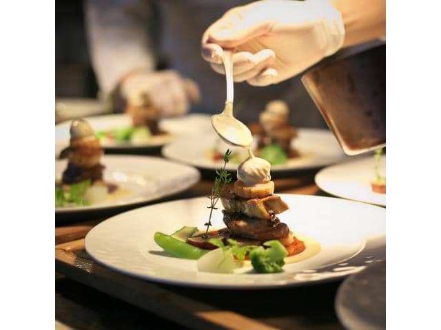 ジャルダン ポール・ボキューズ（しいのき迎賓館内）【ウエディングサイト】