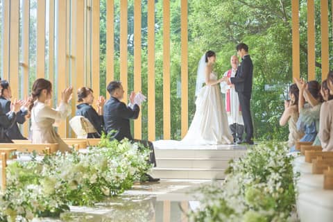 【80万ご優待】4ヵ月以内の直近挙式披露宴プラン【40名 119万円】