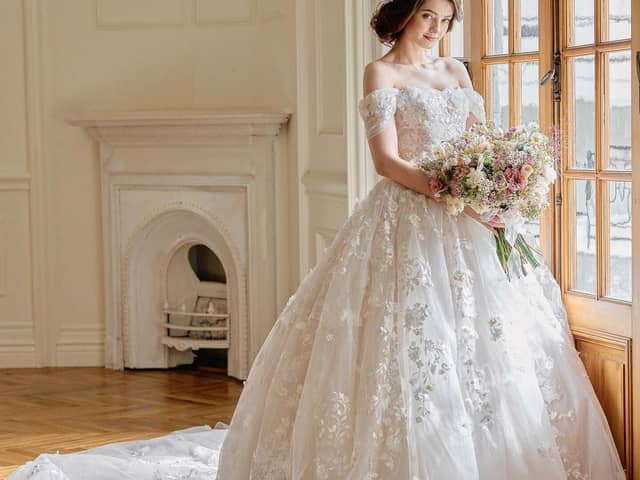 新山口駅前の結婚式場|ウェディングコート エミリア