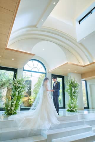新山口駅前の結婚式場｜ウェディングコート エミリア