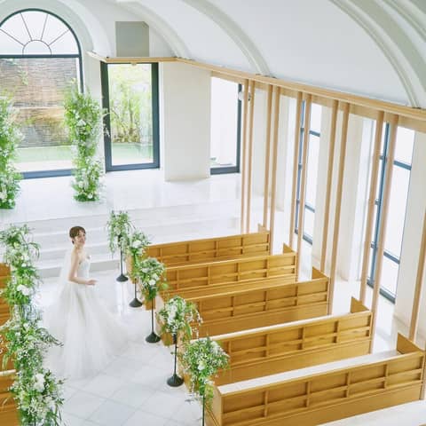 【2026年6月末まで】光と水と緑のチャペル★エミリア挙式のみプラン