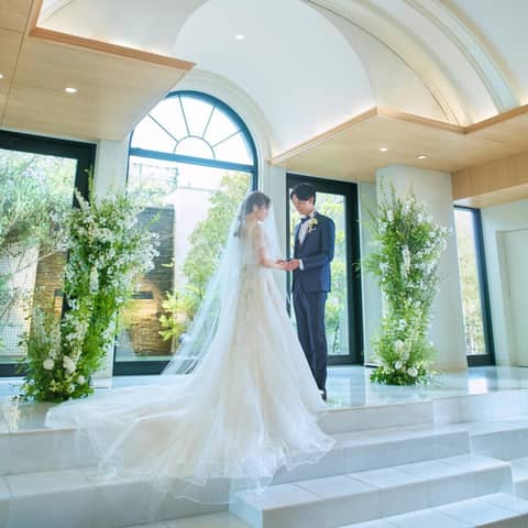 新山口駅前の結婚式場｜ウェディングコート エミリア
