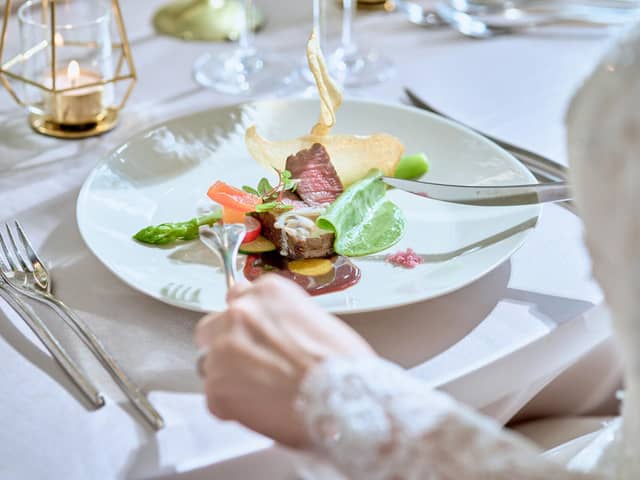 新山口駅前の結婚式場｜ウェディングコート エミリア