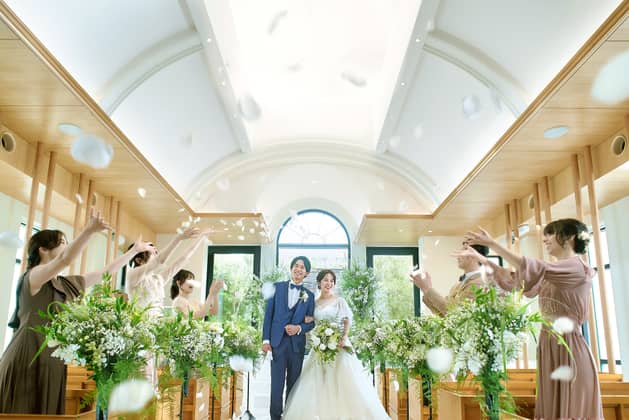 新山口駅前の結婚式場｜ウェディングコート エミリア